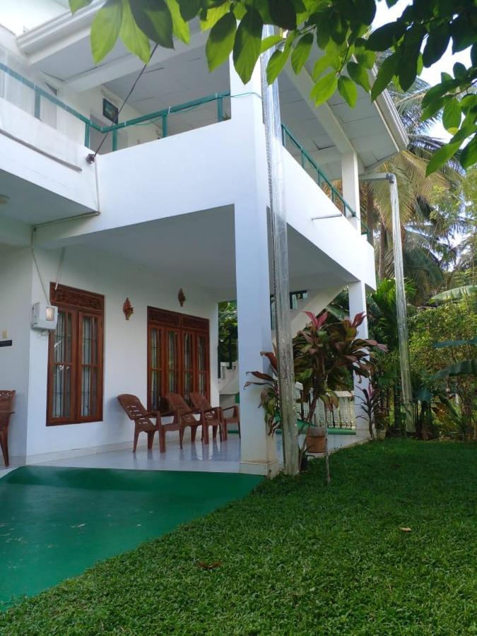 Lake Edge Dambulla Luaran gambar